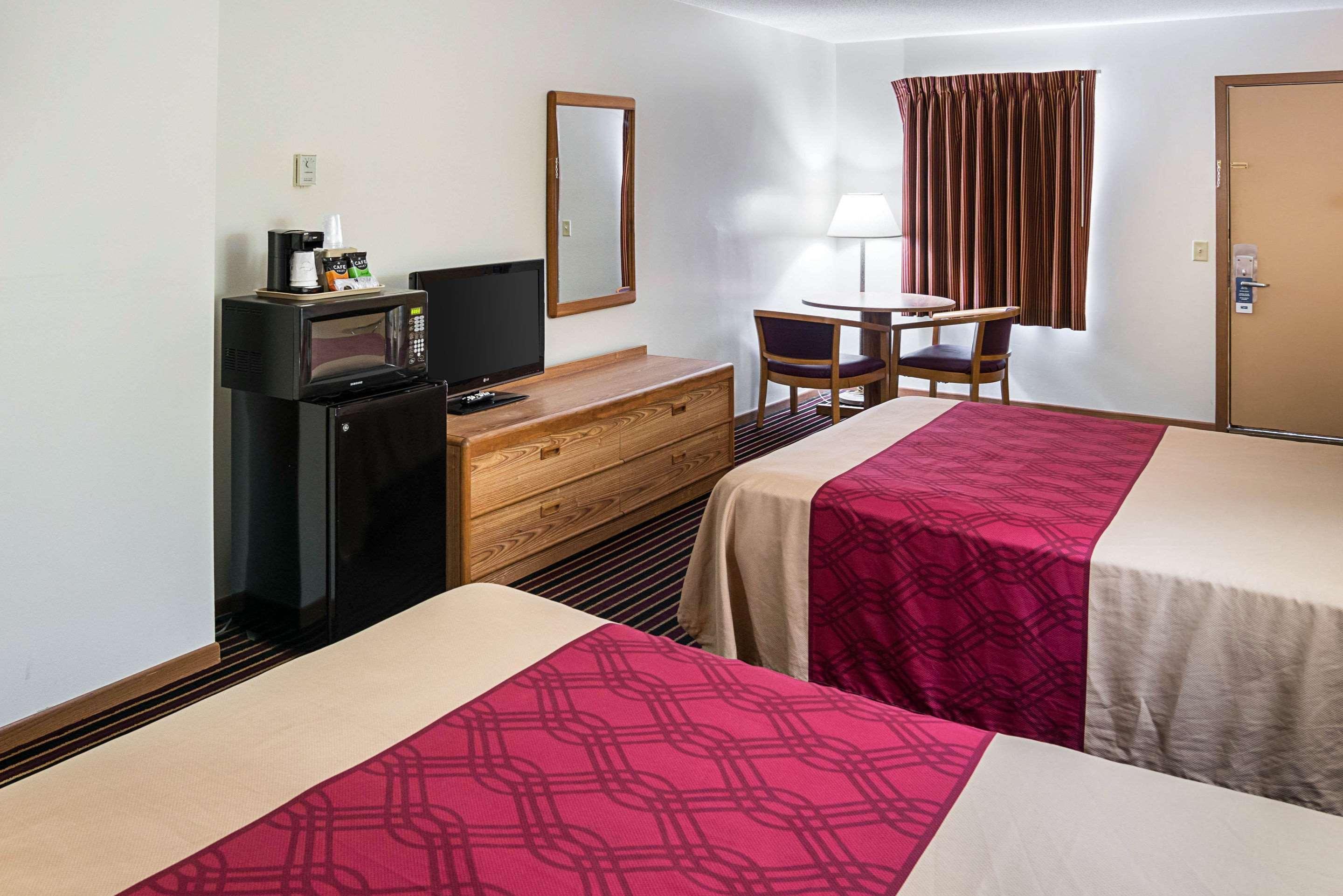 Rodeway Inn & Suites Austin Zewnętrze zdjęcie