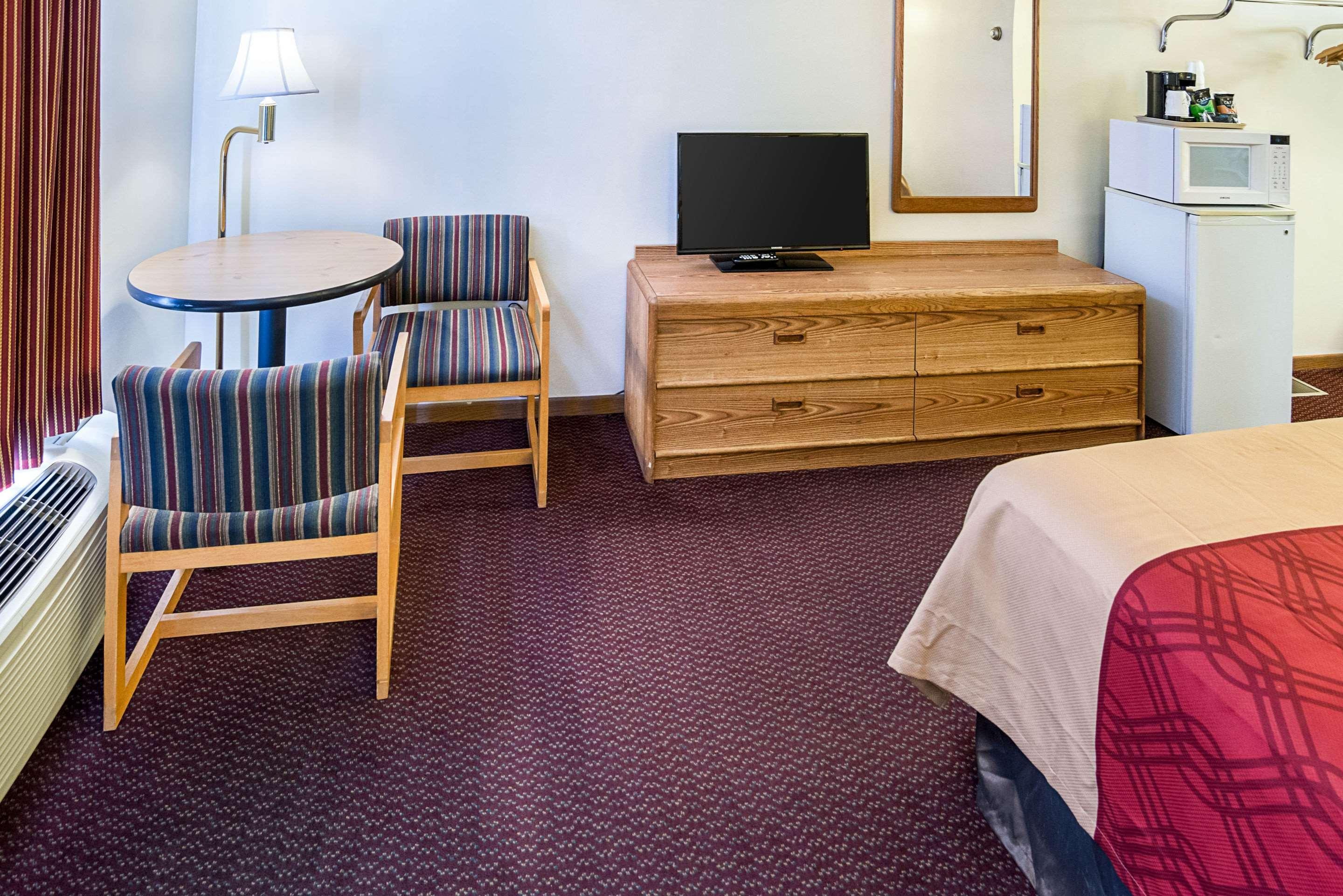 Rodeway Inn & Suites Austin Zewnętrze zdjęcie