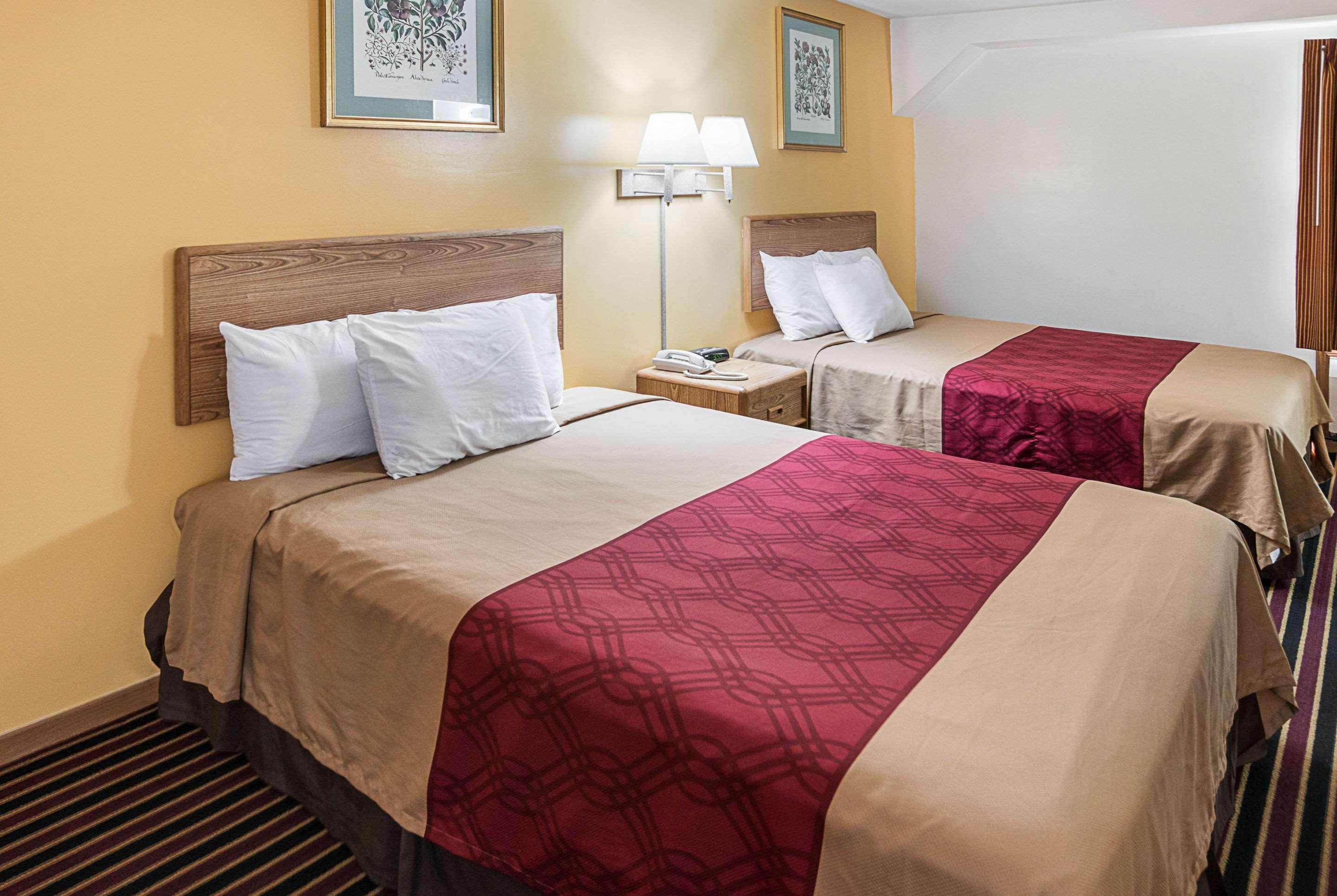 Rodeway Inn & Suites Austin Zewnętrze zdjęcie