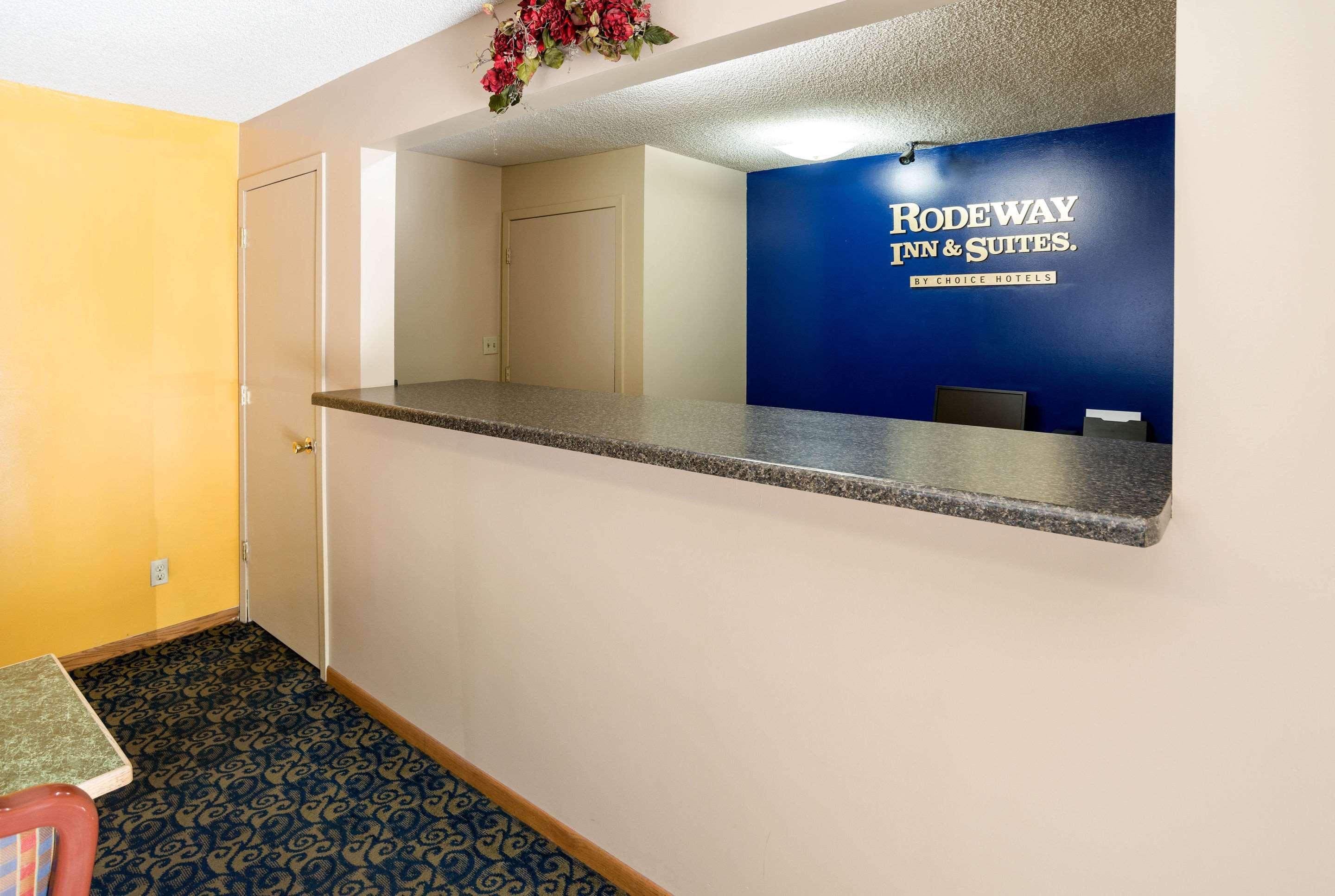Rodeway Inn & Suites Austin Zewnętrze zdjęcie